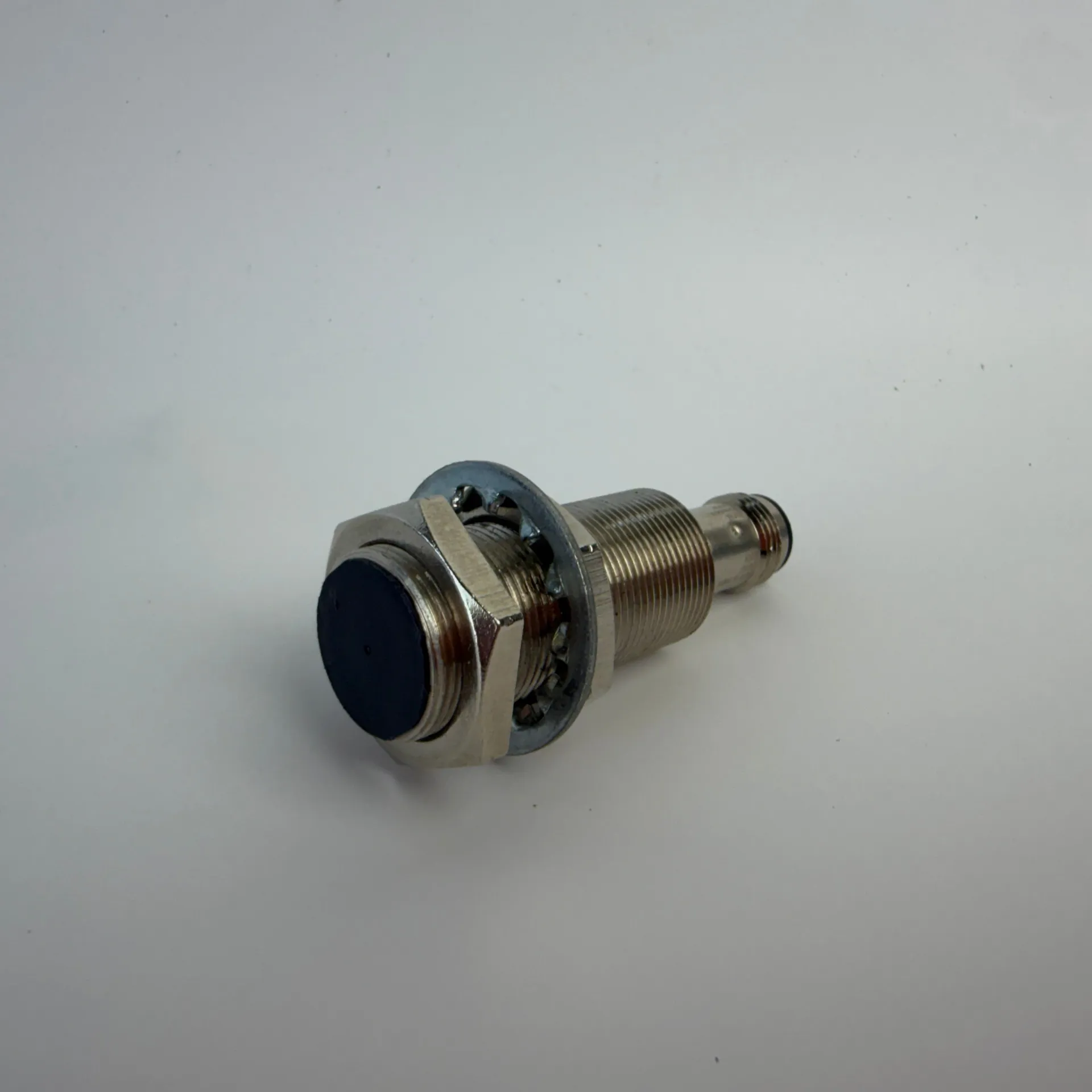 OMRON E2B-M18KS08-M1-B1 Inductive Proximity Sensor M18 8mm PNP NO M12 - Image 1