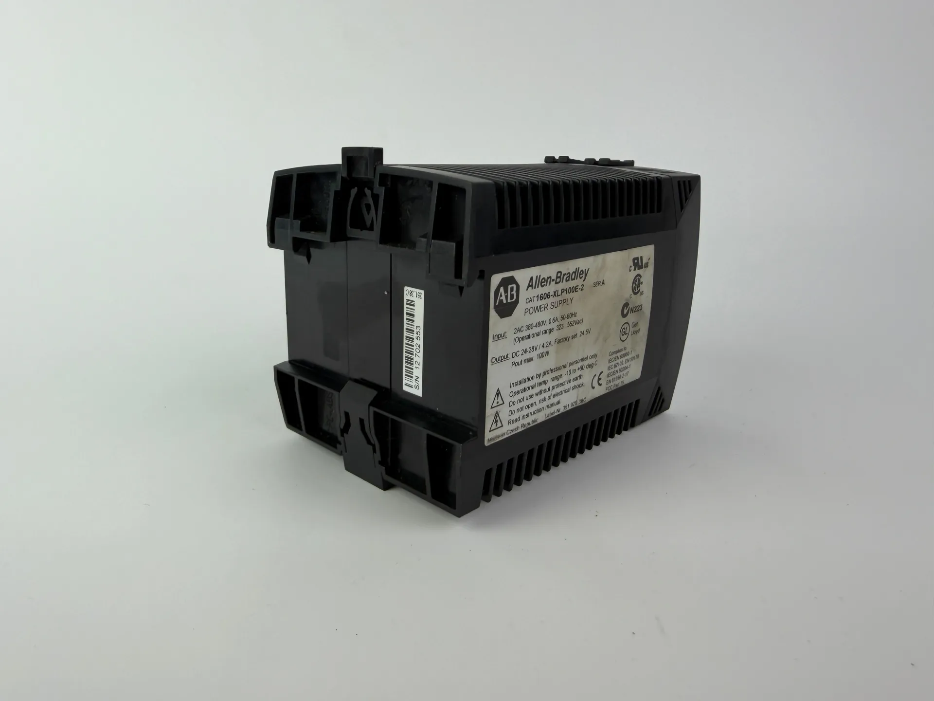 Allen-Bradley 1606-XLP100E-2 Power Supply 24-28V DC 4.2A 100W 380-480V AC - Thumbnail 5
