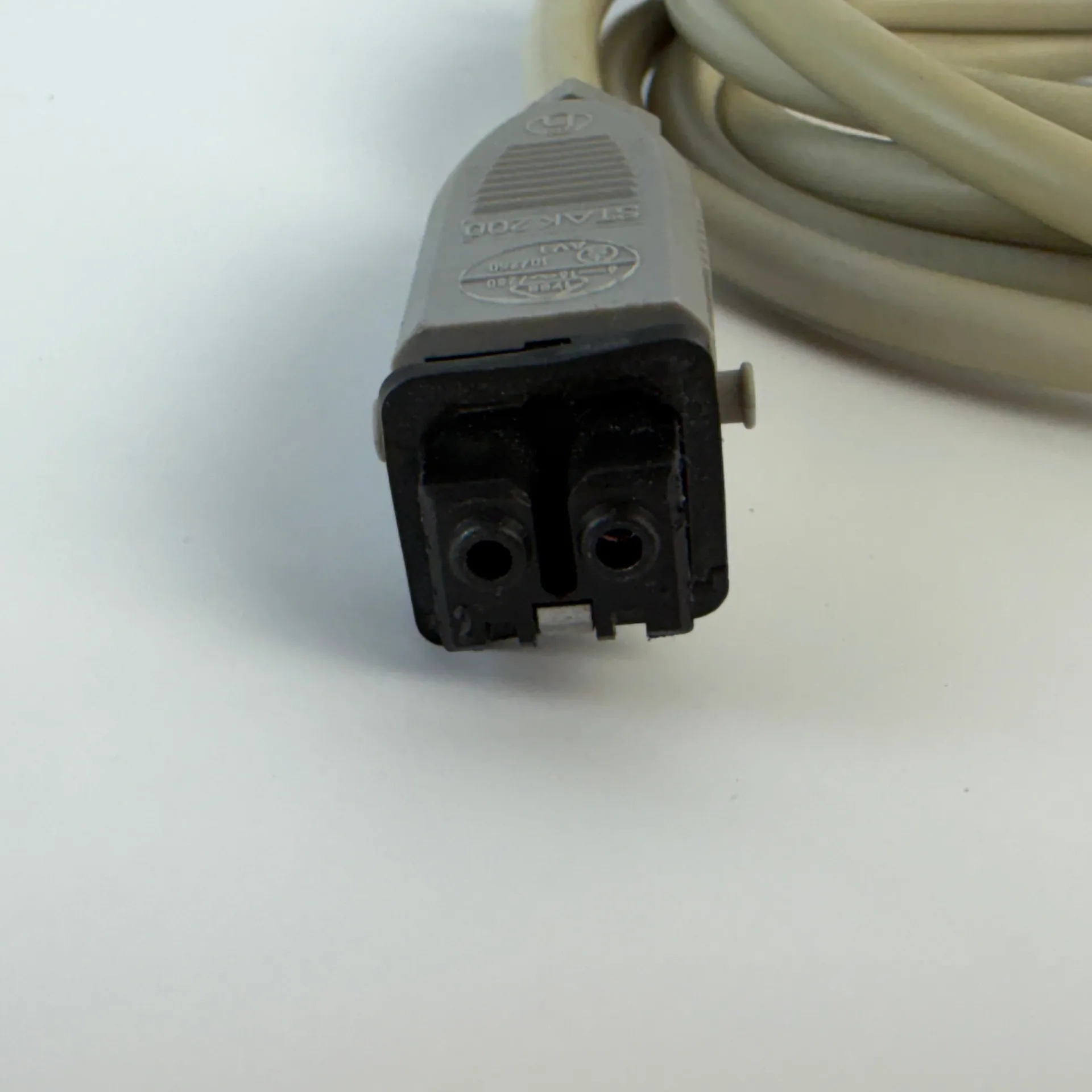 Hirschmann STAK 200 932037106 2+PE Female Power Connector Cable 1.7m Schuko - Thumbnail 3