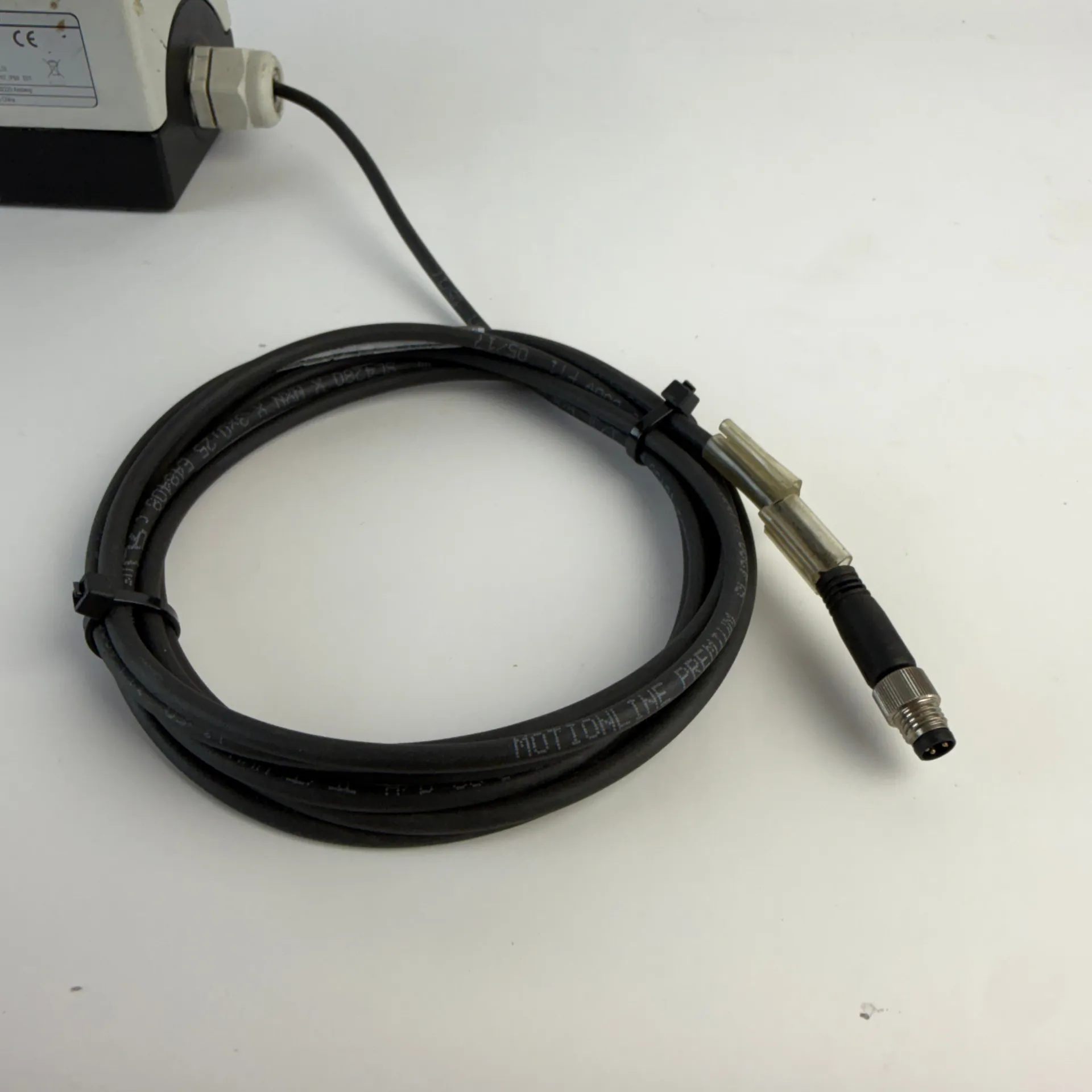 Siemens 3SU1852-0AA00-0AB1 SIRIUS ACT Metal Control Station Enclosure with Key Selector - Thumbnail 9