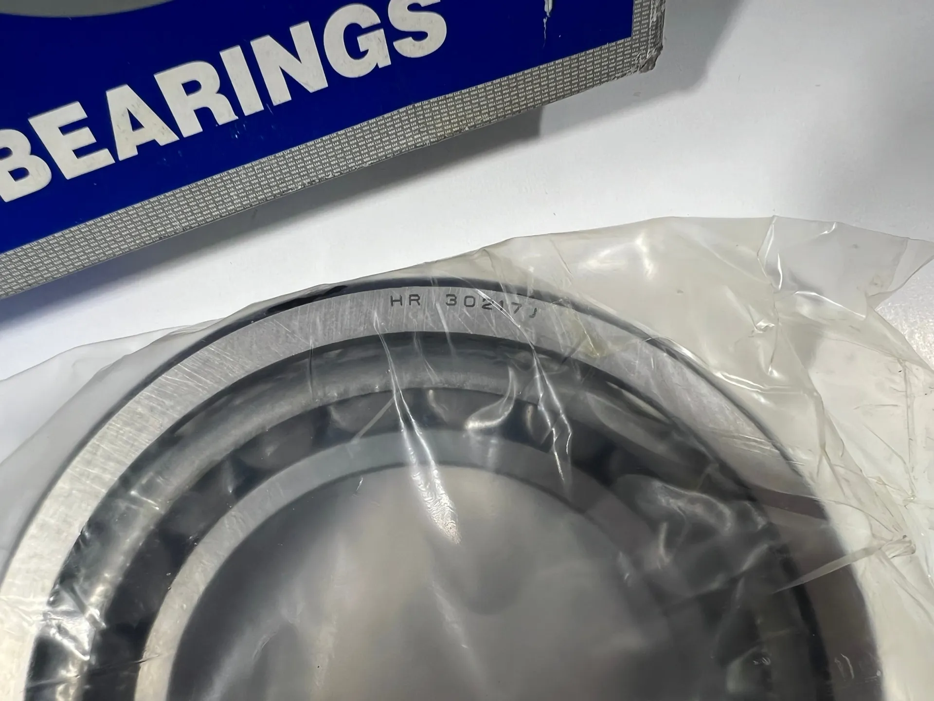 NSK HR30217J Tapered Roller Bearing – NEW - Thumbnail 4