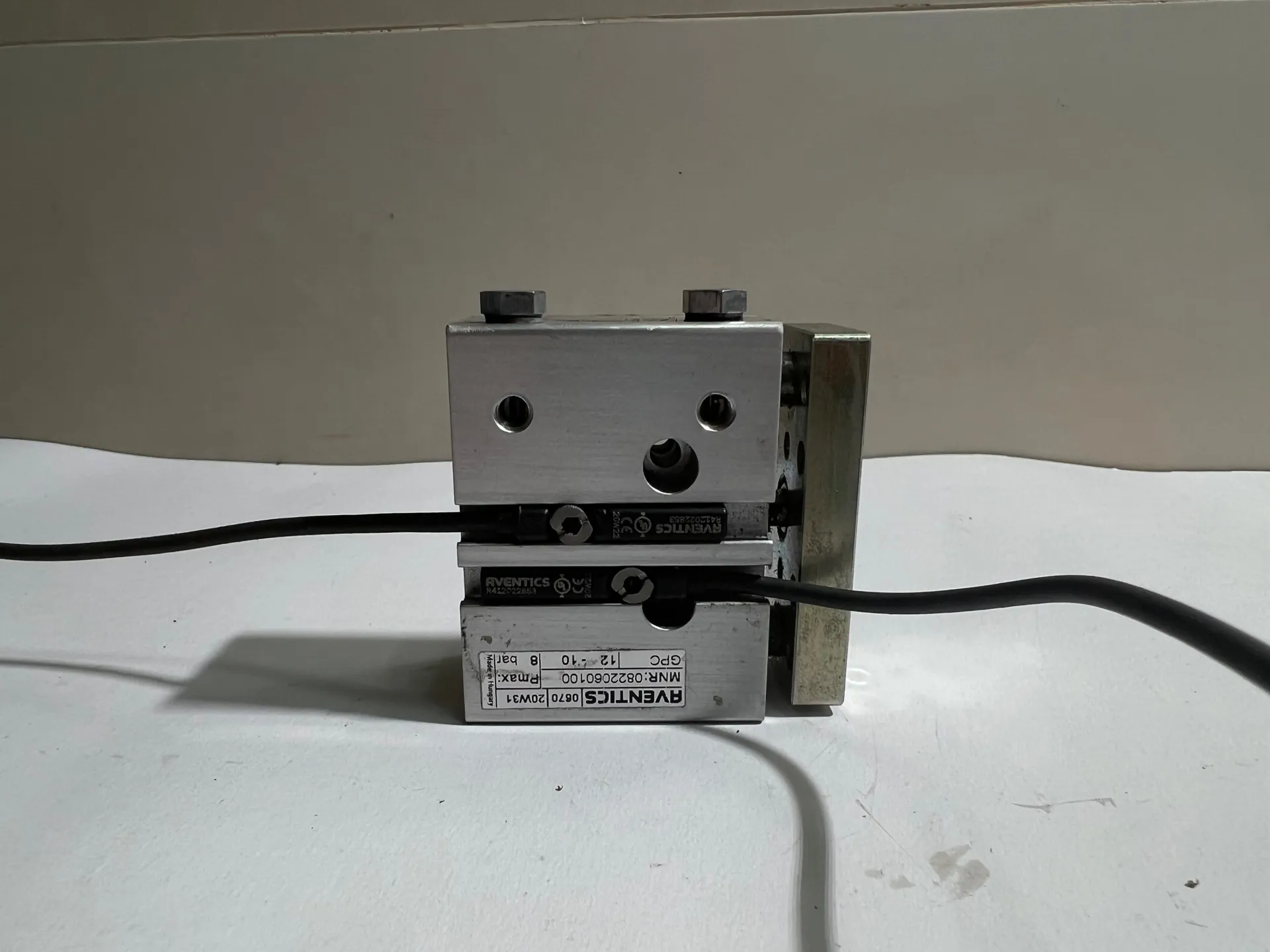 Aventics 0822060100 GPC-DA-012-0010-BV-BB Pneumatic Cylinder 8 Bar - Thumbnail 3
