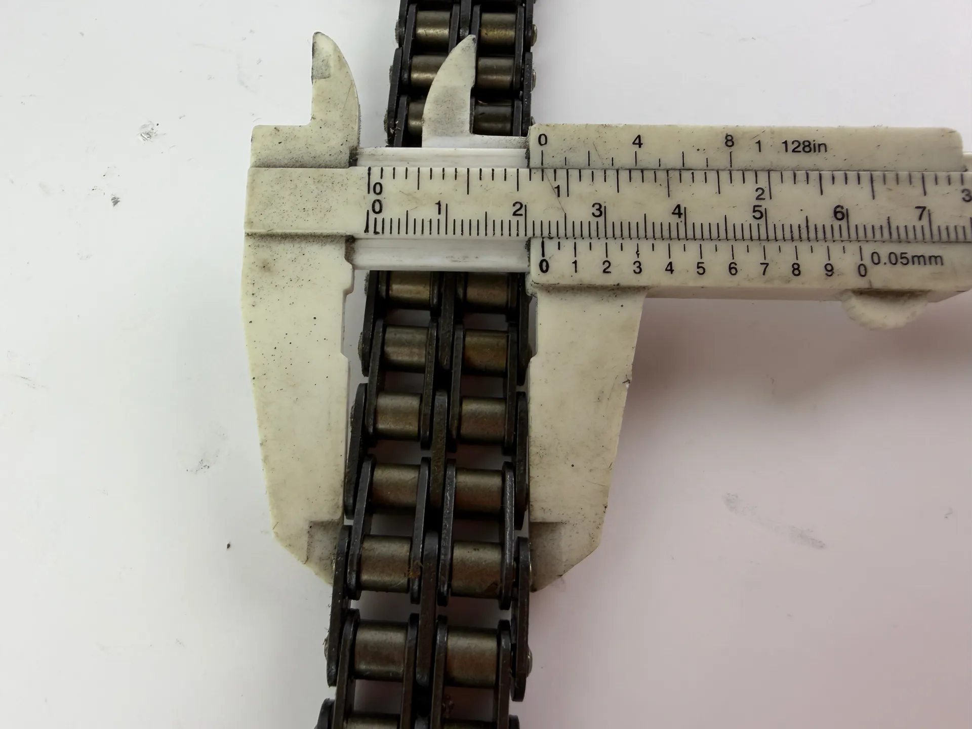 Iwis Industrial Double Roller Chain 22mm Width 86cm Length Conveyor Drive Chain - Thumbnail 4
