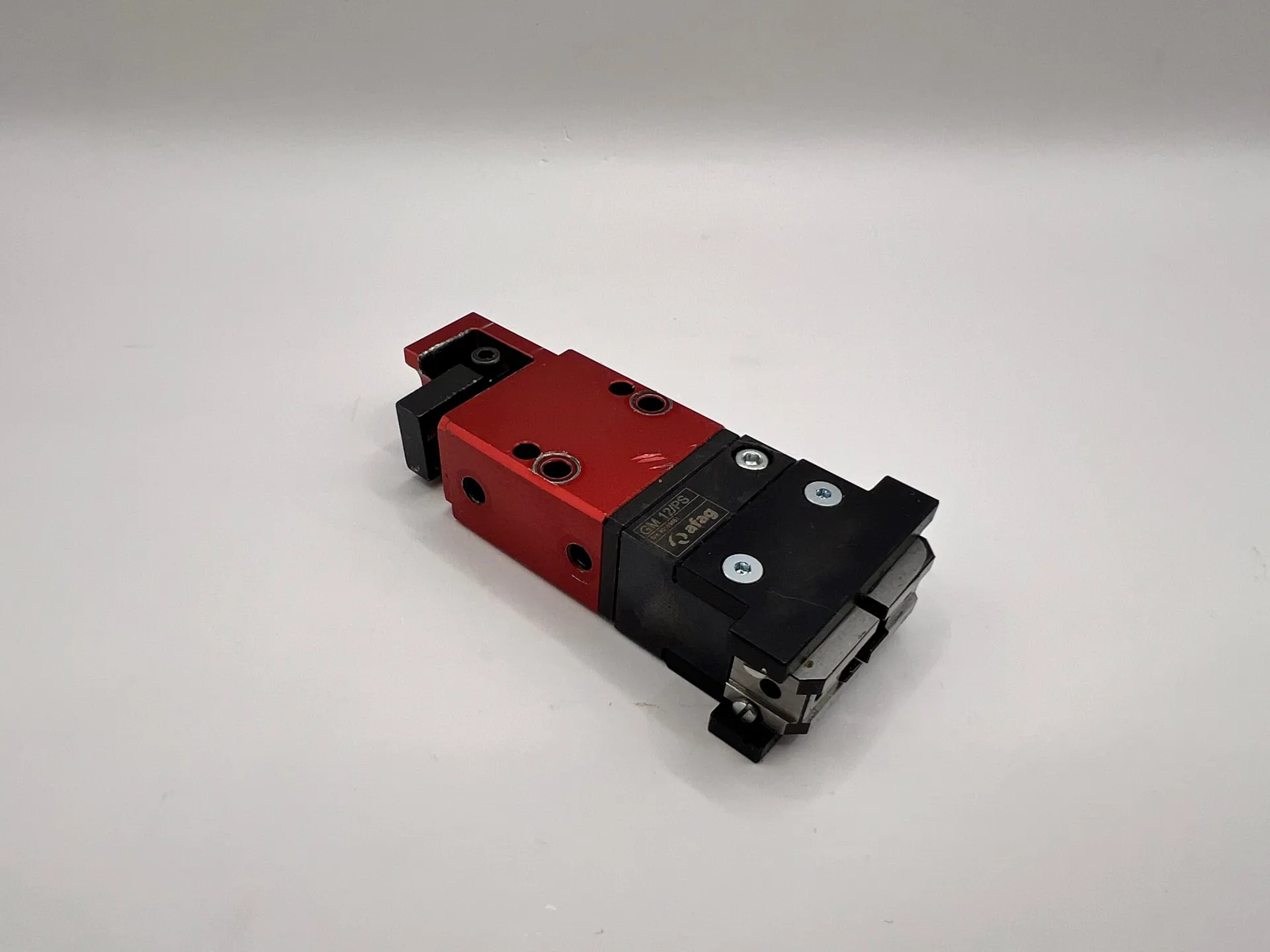 Afag GMQ12 Pneumatic Parallel Gripper with afag GM 12/PS - Thumbnail 2