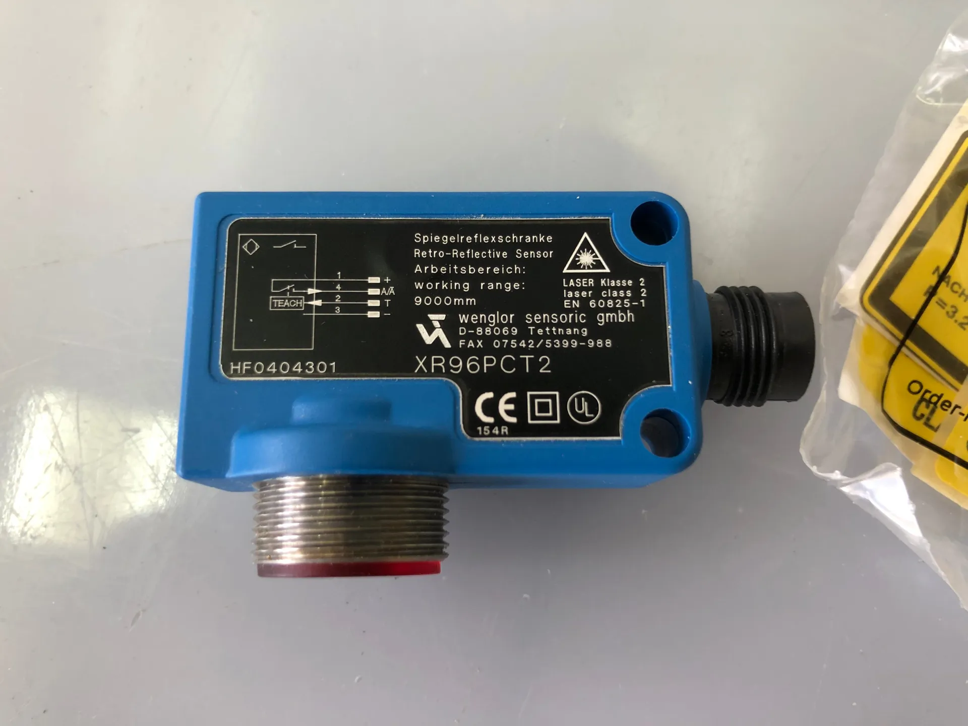 Wenglor XR96PCT2 Retro-Reflective Laser Sensor – Photoelectric Switch, 10m Range, PNP - Thumbnail 3