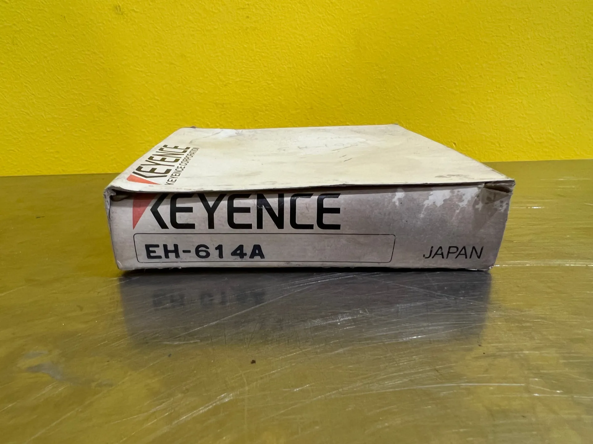 1x KEYENCE EH-614A Proximity Sensor - Image 1