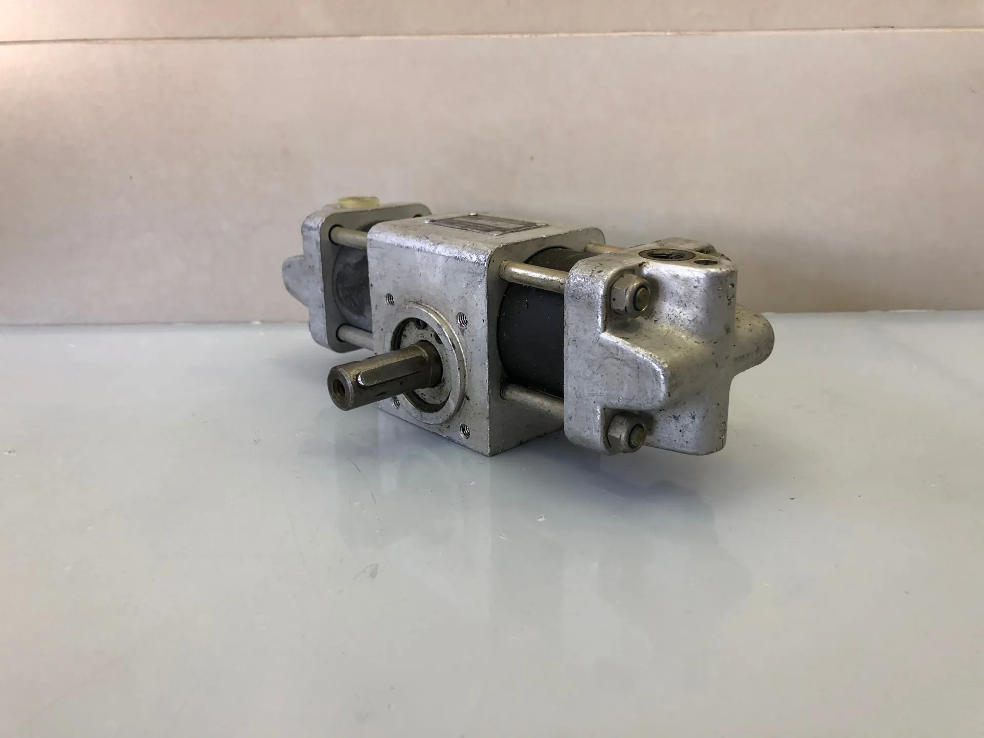 KUHNKE KR 4‑95GRAD‑B Rotary Actuator Drehantrieb - Thumbnail 4
