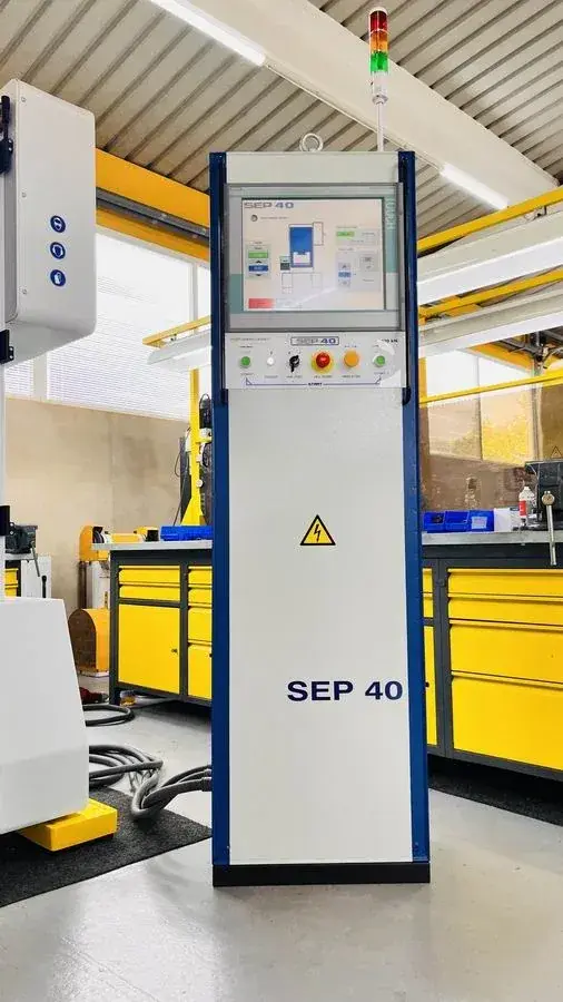 Schaal SEP 40 High-Speed Stamping Press 400 kN with SZV 2 Feeder - Thumbnail 3
