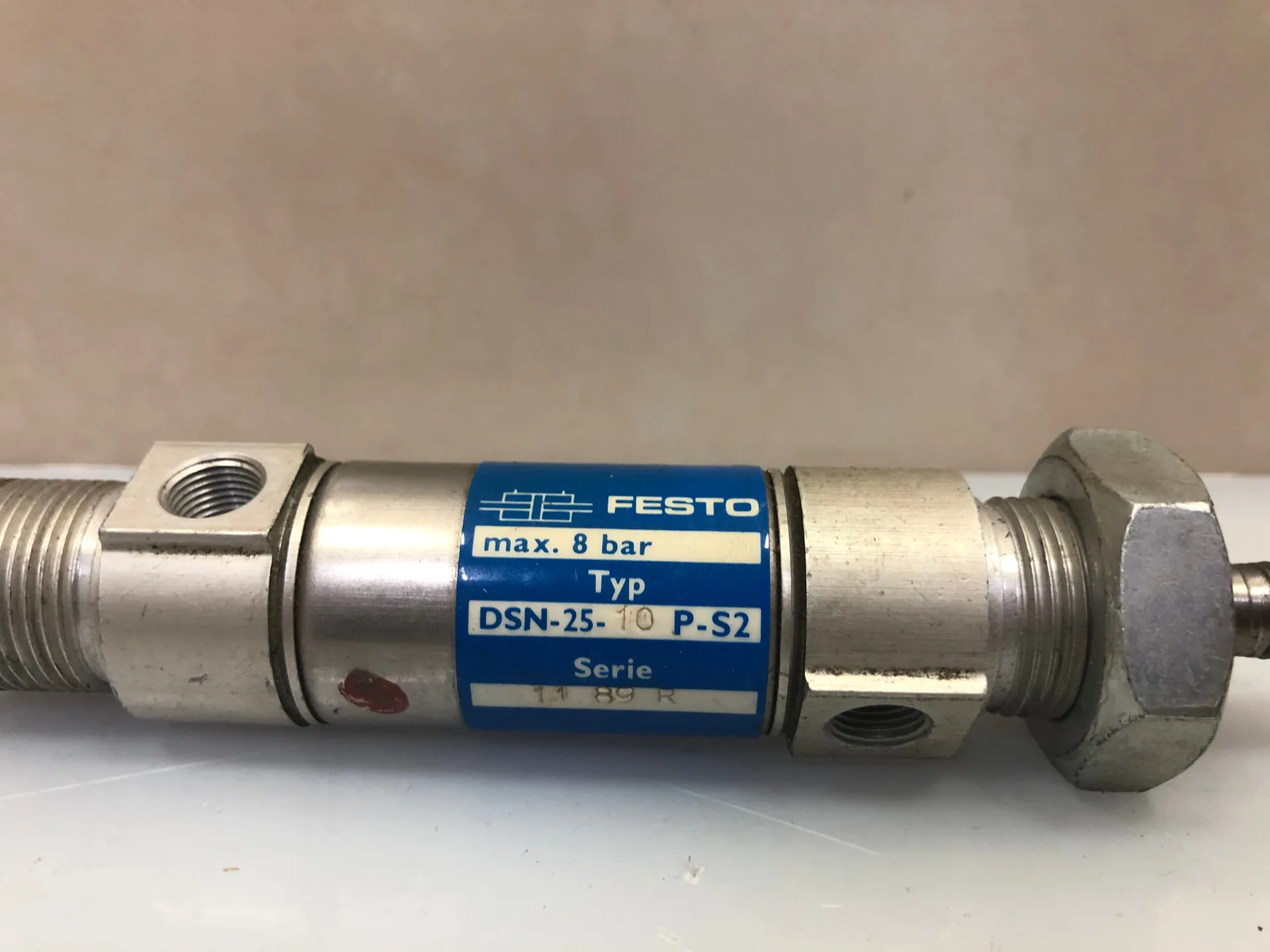 1x FESTO DSN-25-10-P-S2 Pneumatic Cylinder 25mm Bore 10mm Stroke 11 89R - Thumbnail 3